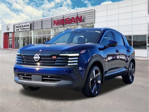 Certified 2025 Nissan Kicks SR w/ Illumination Package image 3