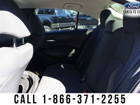 Used 2020 Toyota Corolla LE image 16