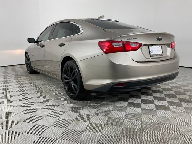 Used 2023 Chevrolet Malibu LT w/ Driver Confidence Package FWD image 4