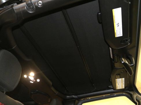 Used 2019 Jeep Wrangler Rubicon image 82