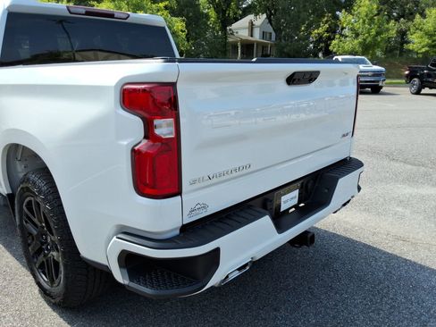 Used 2023 Chevrolet Silverado 1500 RST w/ Z71 Off-Road Package AWD/4WD image 15