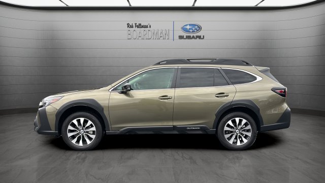 Used 2025 Subaru Outback Limited AWD/4WD image 9