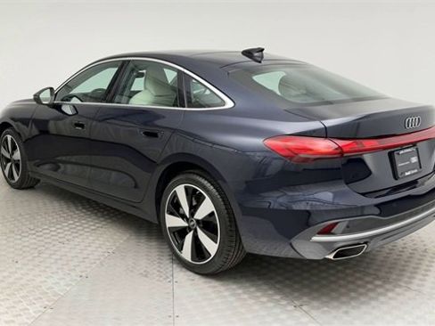 Used 2025 Audi A5 2.0T Prestige image 4