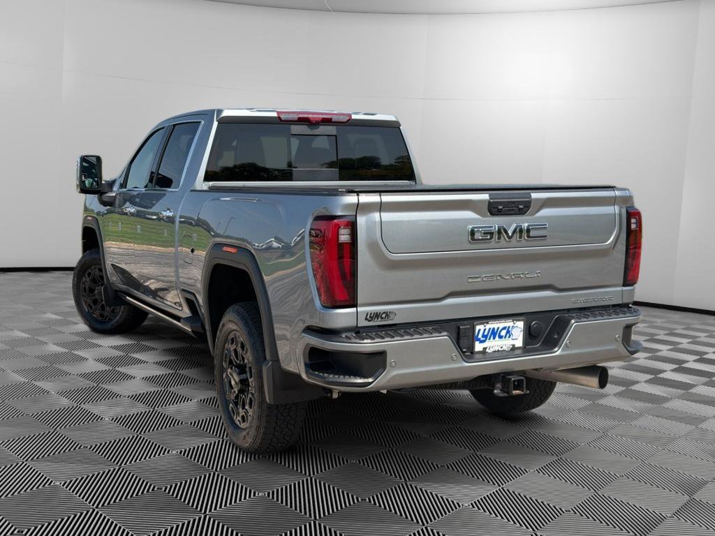 Used 2025 GMC Sierra 2500 Denali Ultimate AWD/4WD image 2