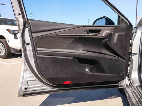 Used 2025 Toyota Camry LE FWD image 22