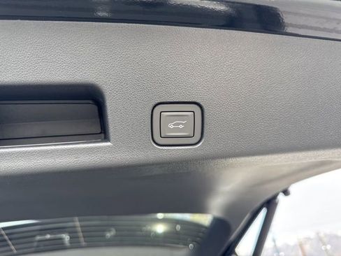 New 2026 Chevrolet Traverse RS AWD/4WD image 14