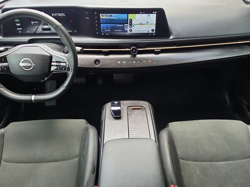 Used 2025 Nissan Ariya AWD image 7