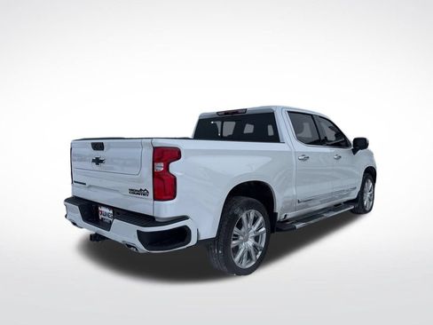 Used 2024 Chevrolet Silverado 1500 High Country w/ High Country Premium Package AWD/4WD image 11