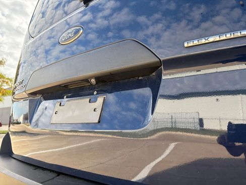 Used 2020 Ford Transit Connect XL image 24