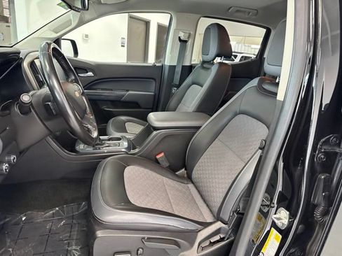 Used 2016 Chevrolet Colorado Z71 AWD/4WD image 16