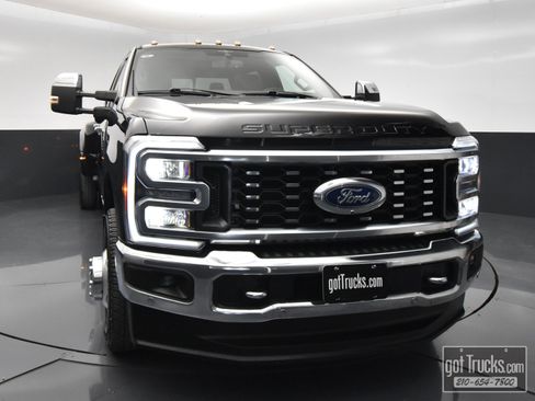Used 2023 Ford F350 King Ranch w/ Chrome Package AWD/4WD image 54