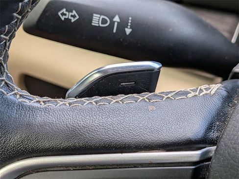 Used 2021 Jeep Grand Cherokee L Limited w/ Luxury Tech Group II image 28