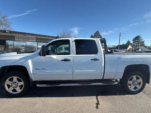 Used 2014 Chevrolet Silverado 3500 LT w/ Interior Plus Package AWD/4WD image 4