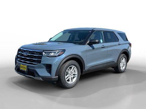 New 2026 Ford Explorer Active RWD image 1