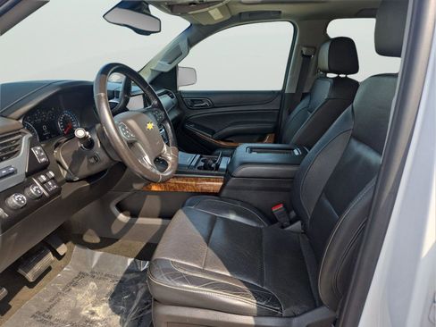 Used 2018 Chevrolet Tahoe Premier image 9
