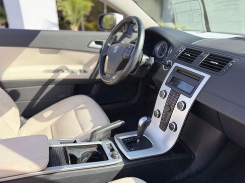 Used 2013 Volvo C70 T5 image 51