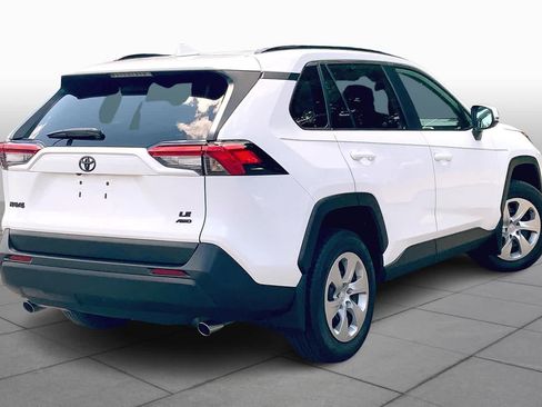 Used 2021 Toyota RAV4 LE AWD/4WD image 13