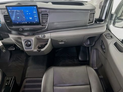Used 2023 Ford E-Transit 148 High Roof Extended image 22