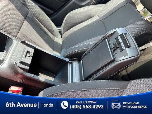Used 2021 Subaru Outback Premium AWD/4WD image 35