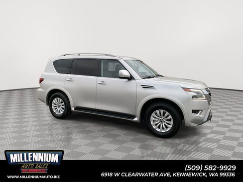 Used 2023 Nissan Armada SV image 1