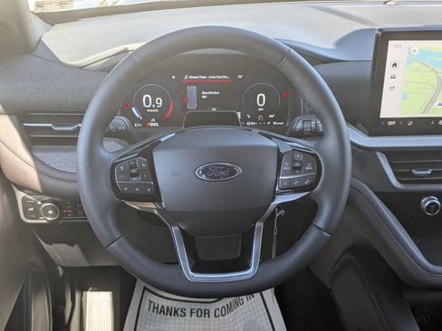 New 2026 Ford Explorer Platinum w/ LUX Leather Package AWD/4WD image 33