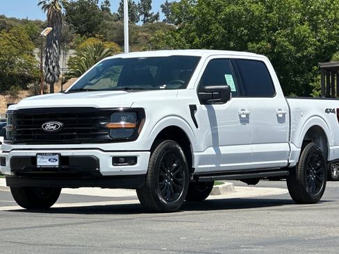 New 2026 Ford F150 XLT w/ Equipment Group 302A MID AWD/4WD image 7