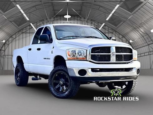 Used 2006 Dodge Ram 2500 Truck SLT w/ Trailer Tow Group AWD/4WD image 13