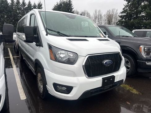 Used 2023 Ford Transit 350 XLT image 2