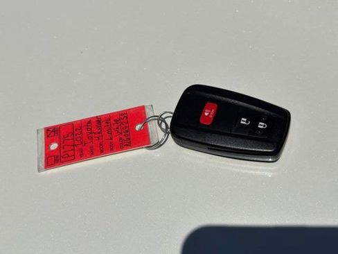 Used 2022 Toyota 4Runner Limited AWD/4WD image 29