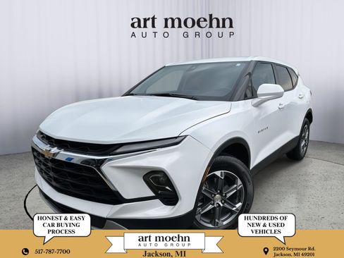 Used 2025 Chevrolet Blazer LT AWD/4WD image 1
