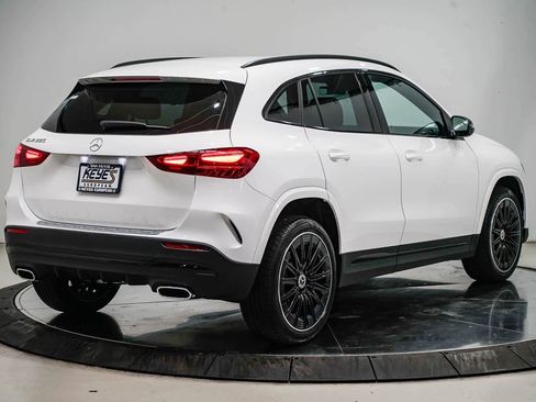 Used 2026 Mercedes-Benz GLA 250 image 4