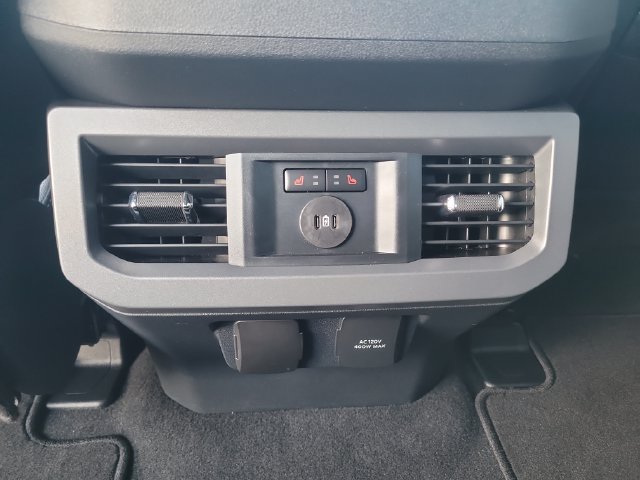 Used 2024 Ford F250 Lariat w/ Sport Appearance Package AWD/4WD image 15
