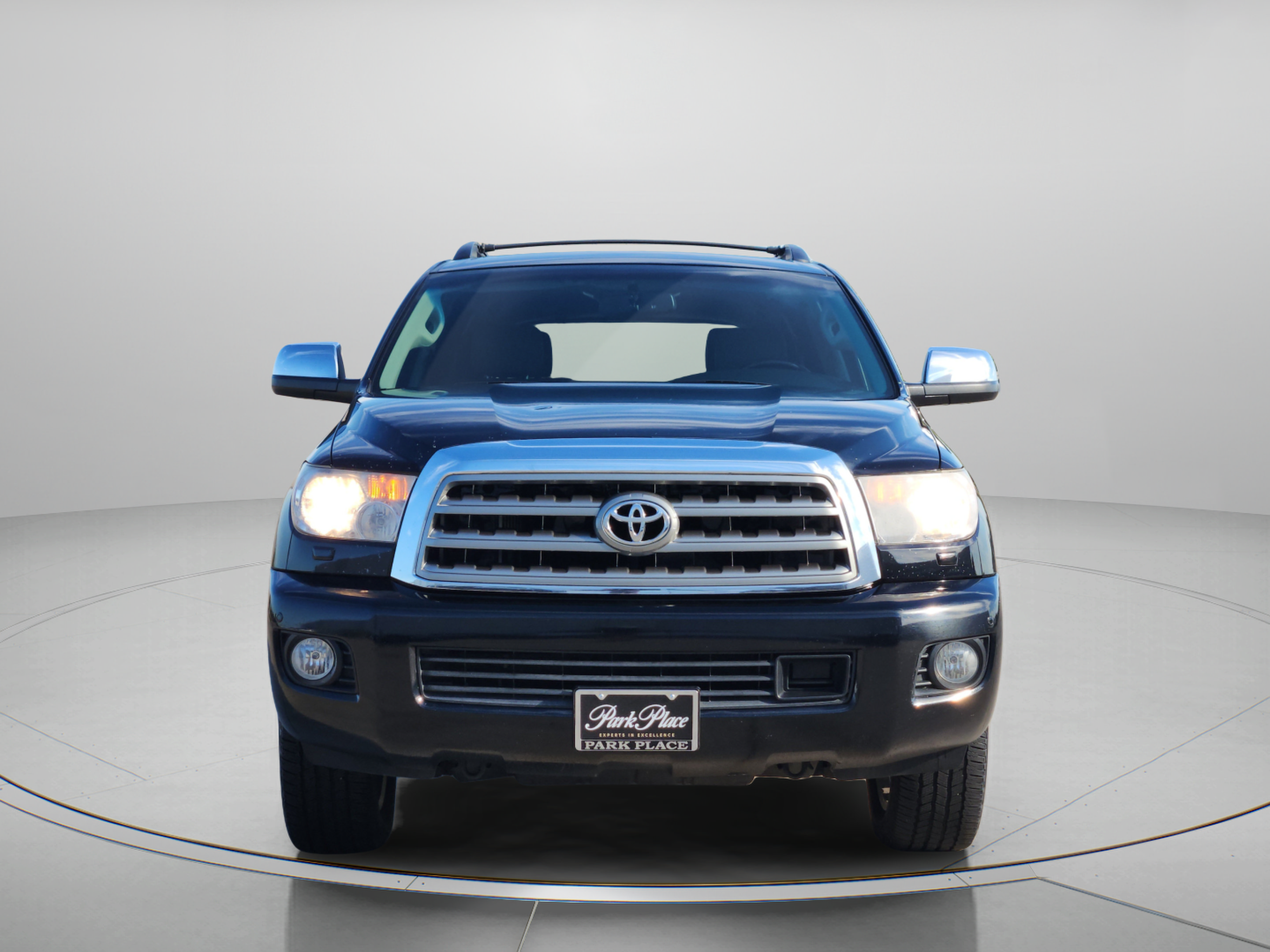 Used 2014 Toyota Sequoia Platinum RWD image 6