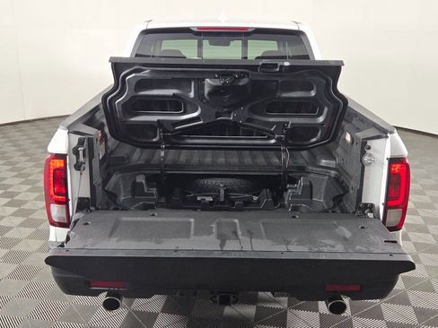 New 2025 Honda Ridgeline RTL image 10