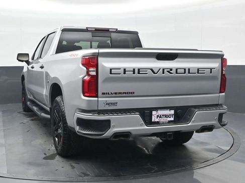 Used 2022 Chevrolet Silverado 1500 RST w/ Redline Edition AWD/4WD image 3