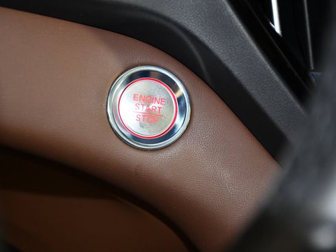 Certified 2025 Acura RDX SH-AWD w/ Technology Package image 24