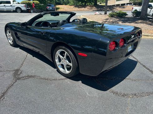 Used 2002 Chevrolet Corvette Convertible w/ Preferred Equipment Group2 RWD image 3