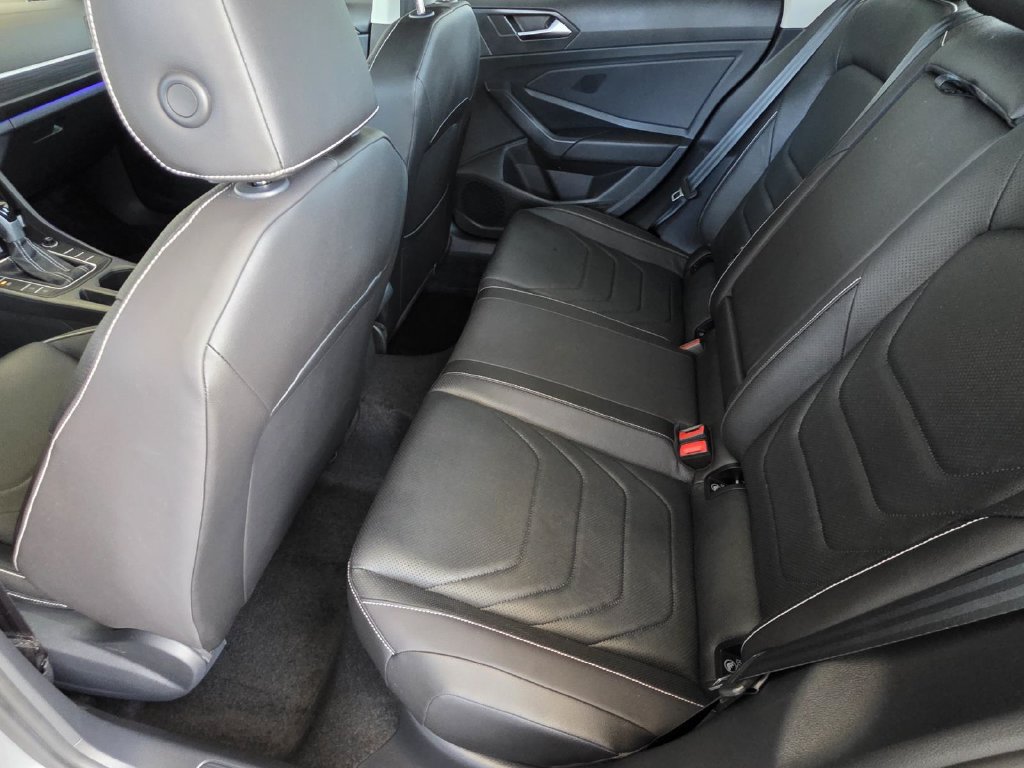 Used 2023 Volkswagen Jetta SEL FWD image 10