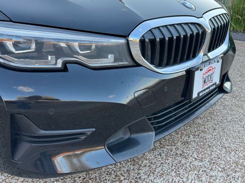 Used 2020 BMW 330i Sedan w/ Convenience Package image 2
