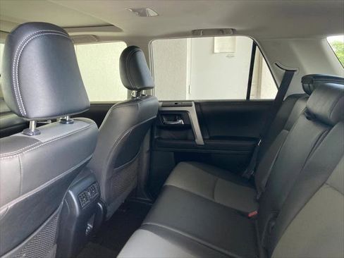 Certified 2022 Toyota 4Runner SR5 Premium w/ Moonroof Package RWD image 17