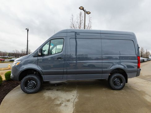 New 2026 Mercedes-Benz Sprinter 2500 image 10