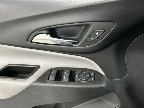 Certified 2023 Chevrolet Equinox LS image 11