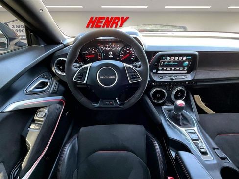 Used 2018 Chevrolet Camaro ZL1 RWD image 8