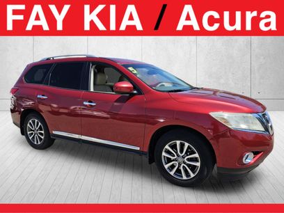 Used 2015 Nissan Pathfinder SL w/ SL Premium Package