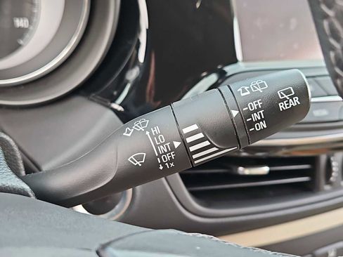 Used 2019 Buick Envision Preferred image 26