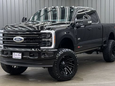 Used 2026 Ford F250 Platinum AWD/4WD image 1