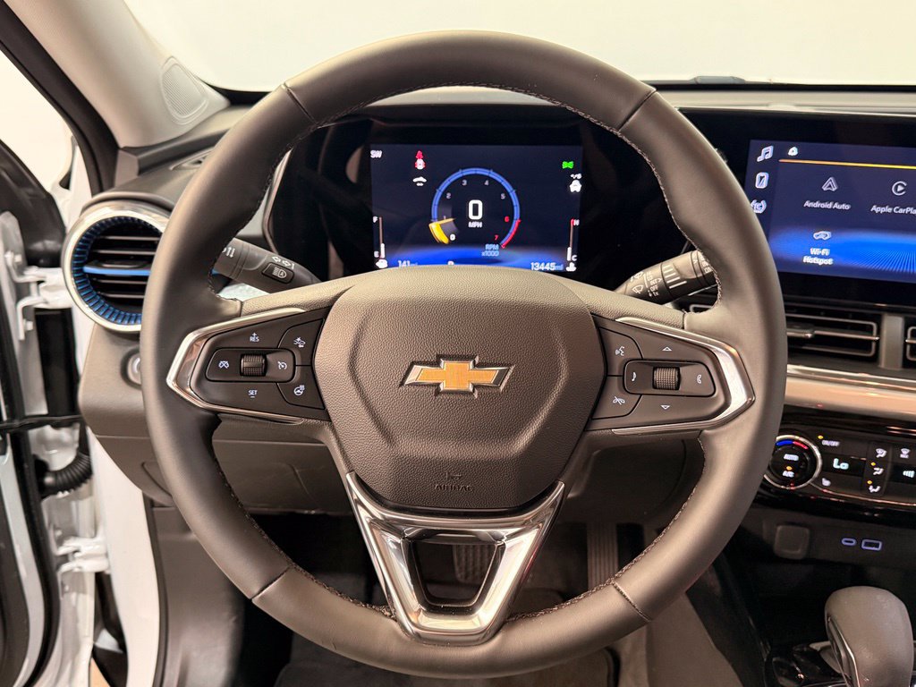 Certified 2026 Chevrolet Trax LT w/ Driver Confidence Package FWD image 19