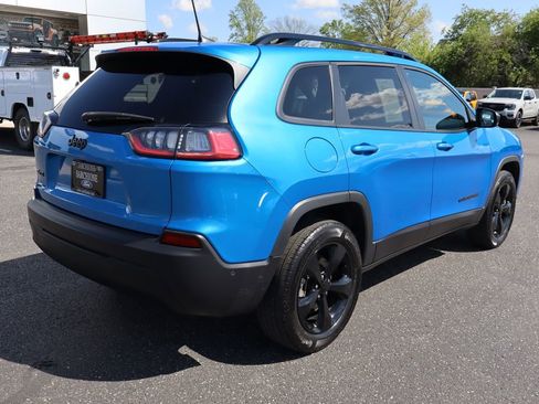 Used 2023 Jeep Cherokee Altitude Lux AWD/4WD image 3