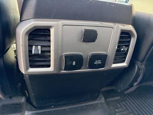Used 2018 Ford F250 Lariat w/ Chrome Package image 16