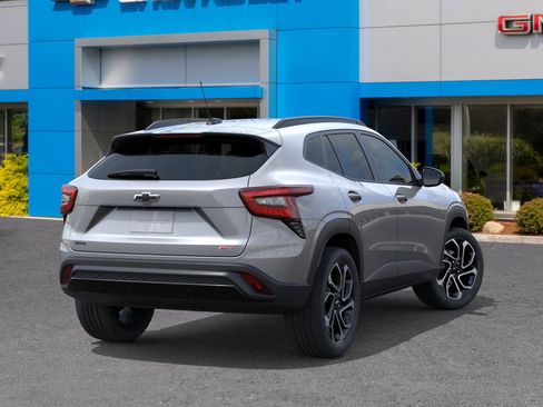 New 2026 Chevrolet Trax RS FWD image 4